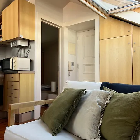 Inglesinhas Apartman