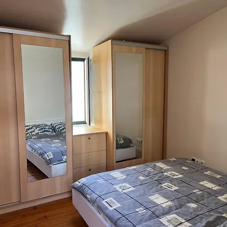 Inglesinhas Apartman